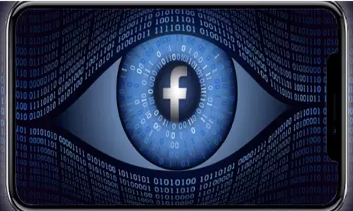 सरकार अब सोशल मीडिया पर भी शिकंजा कसने वाली है, नियम तोड़ने पर जुर्माना भी देना होगा