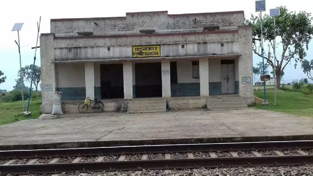 Hunted Places: एक ऐसा भूतिया रेलवे स्टेशन जहां 42 साल से नहीं रुकी कोई ट्रेन, भूल कर भी कोई यहां जाता नहीं