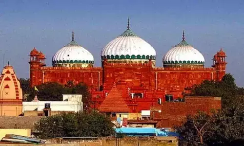 Mathura Case: मथुरा में धारा 144 लागू, हिन्दू संगठन ने शाही मस्जिद में भगवान कृष्ण की मूर्ति स्थापित करने किया एलान