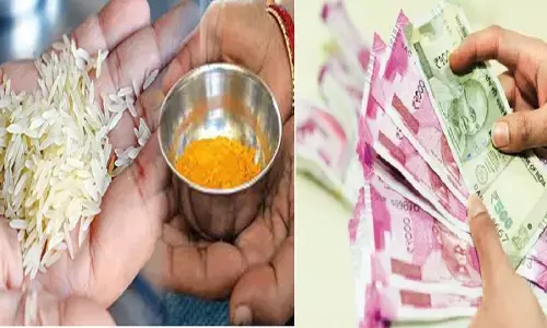 चावल के इस टोटके से आप घर बैठे बन जायेंगे करोड़पति, जानिए कैसे?