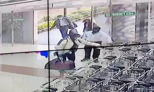 Jabalpur News: अफ्रीका से आई महिला जबलपुर के सीएमएम में मिली, मचा हड़कंप