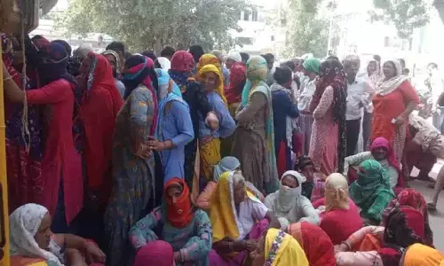 एमपी में खाद के बदले किसानों को मिली लाठियां, सुबह 5 बजे से लगे थे लाइन में