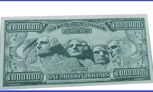 ओपन हार्ट सर्जरी करवाने वाला बना मालामाल, बैंक खाते में आए 7 करोड़ रुपए