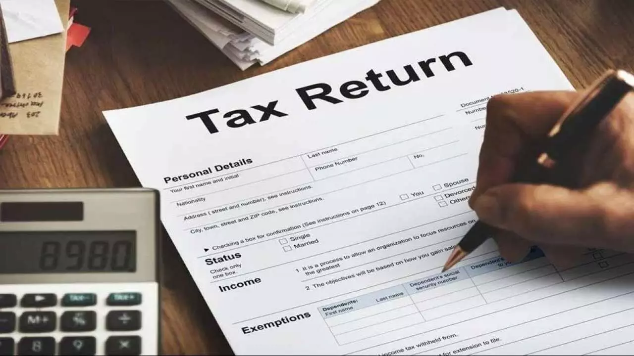 Income Tax Return: 31 दिसंबर तक फाइल कर दें इनकम टैक्स रिटर्न वरना देना होगा 10 हज़ार का जुर्माना