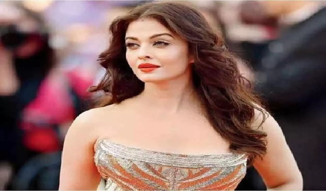 Lata Mangeshkar को श्रद्धांजलि देते हुए Aishwarya Rai Bachchan ने ऐसा क्या कह दिया की हर जगह उन्हें कोसा जा रहा है, जानिए!