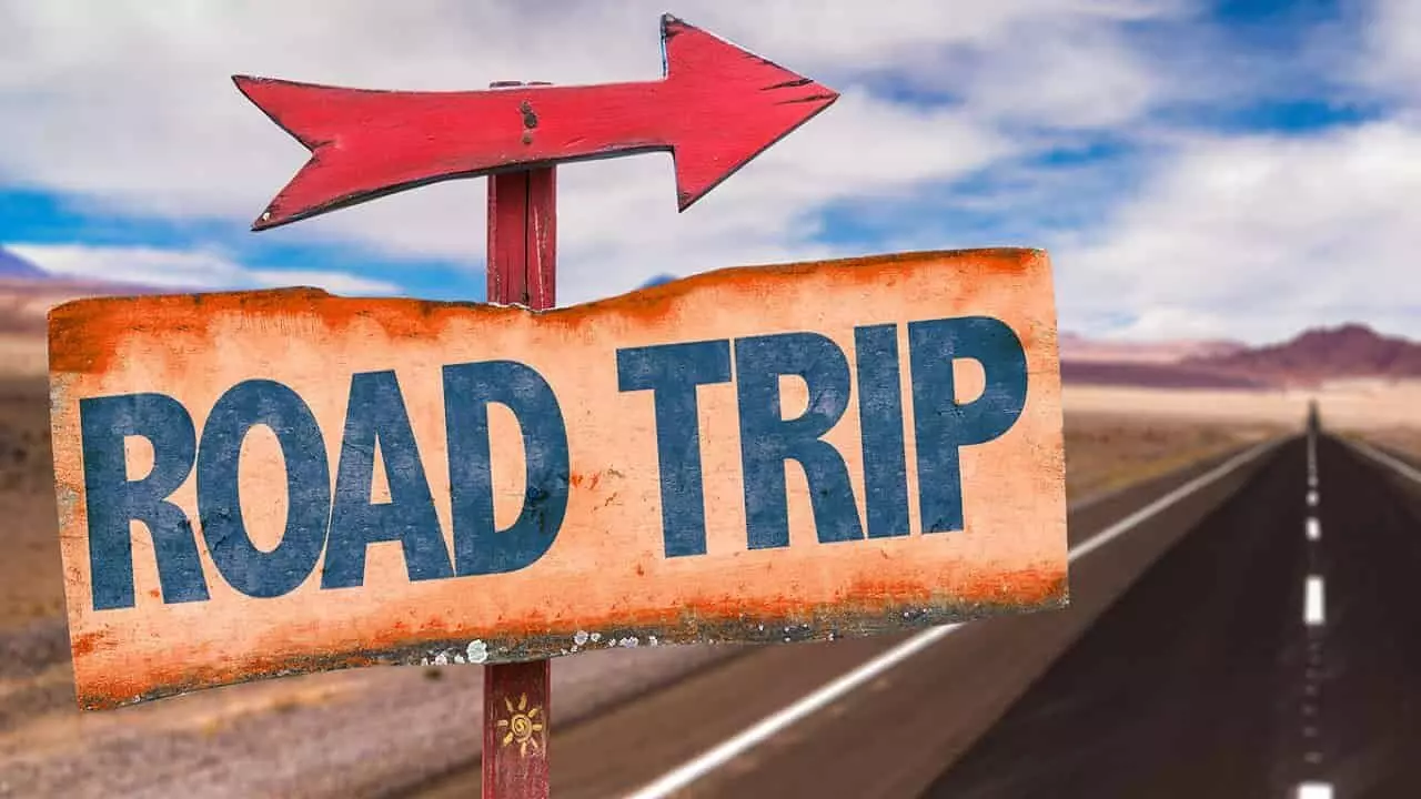 Best Road Trips In India: घूमने जाने के लिए यह हैं बेस्ट रोड ट्रिप्स Best Road Trips In India: घूमने जाने के लिए यह हैं बेस्ट रोड ट्रिप्स
