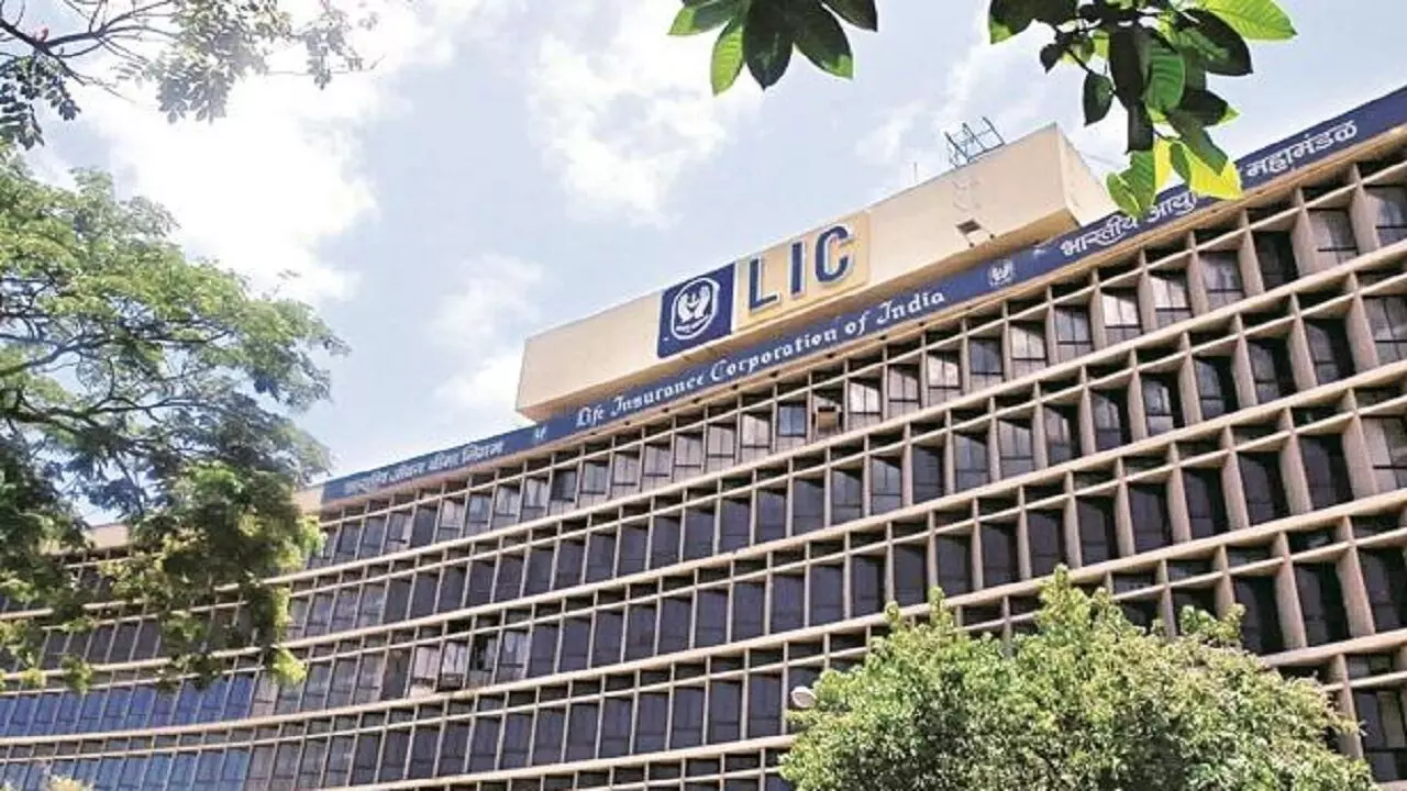 LIC Policy List: अपनी बेटी के लिए जमा करे सिर्फ 121 रूपए, शादी की उम्र तक मिलेंगे 27 लाख रूपये, जानिए कैसे?