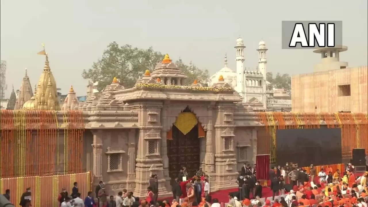 Kashi Vishvanath Corridor: पीएम मोदी ने किया काशी विश्वनाथ कॉरिडोर का लोकार्पण, देखें तस्वीरें