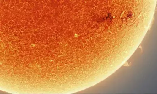 clearest picture of the sun: आपने सूरज की इससे ज़्यादा करीब और साफ़ तस्वीर नहीं देखी होगी