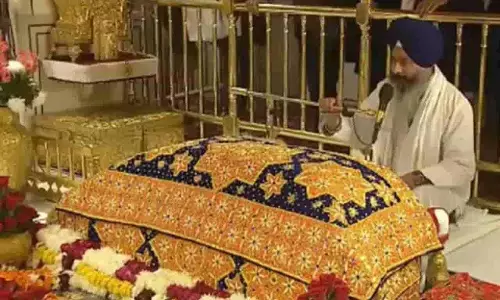 आस्था से खिलवाड़ पर सजा-ए-मौत: गुरुग्रंथ साहिब के करीब पहुंचकर तलवार उठाई, यूपी के बेअदबी को लोगों ने उतरा मौत के घाट