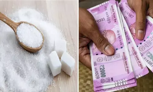 घर में रखी चीनी से करे टोटका, घर में होगी पैसो की बारिश, लक्ष्मी जी का मिलेगा वरदान, बन जायेंगे करोड़पति घर में रखी चीनी से करे टोटका, घर में होगी पैसो की बारिश, लक्ष्मी जी का मिलेगा वरदान, बन जायेंगे करोड़पति