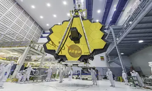 क्या है 74000 करोड़ का James Webb Telescope जो ब्रम्हांड की उत्पत्ति और एलियंस का पता लगाएगा, 24 दिसंबर को लांच होगा क्या है 74000 करोड़ का James Webb Telescope जो ब्रम्हांड की उत्पत्ति और एलियंस का पता लगाएगा, 24 दिसंबर को लांच होगा