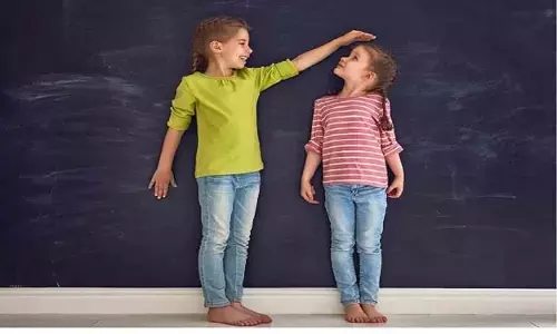 Yogasana For Kids: बच्चों को रोजाना कराएं यह योगासन बढ़ेगी हाइट