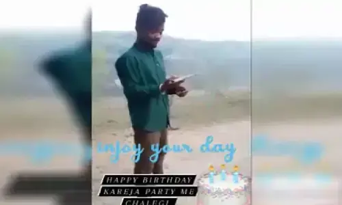 Rewa News: कट्टे से तड़ातड़ गोली चलाकर युवक ने मनाया जन्मदिन, वीडियों हुआ वायरल, तलाश में पुलिस