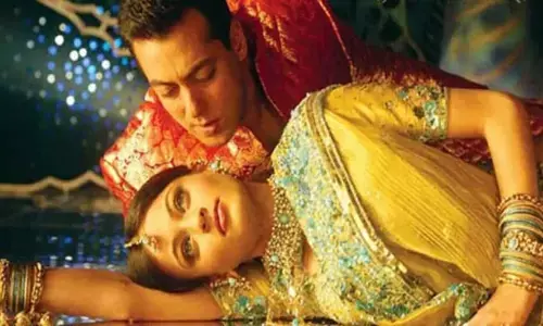 Akshay Kumar से लेकर Salman Khan ने जब अपने से आधी उम्र की एक्ट्रेस के साथ किया रोमांस