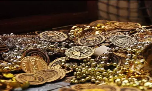 अगर सपने में दिखें आपको ये चीजें तो समझ लो मिलने वाला है जमीन में गड़ा हुआ करोड़ों का खजाना, जानिए!