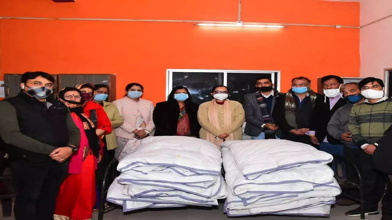 poor should not feel cold quilt given in Vaishya Mahasammelan poor should not feel cold quilt given in Vaishya Mahasammelan