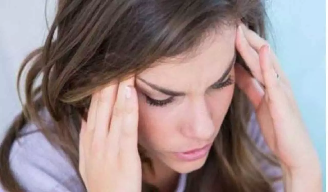 आधे सिर में दर्द के लिए घरेलू उपाय: Aadhe Sir Me Dard Ke Liye Gharelu Upaay