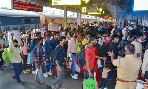 Fear of lockdown among migrant laborers in mumbai