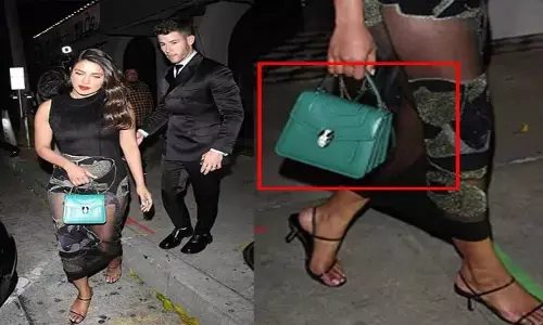 priyanka को ट्रांसपैरेंट ड्रेस पहनना पड़ा भारी छोटे से बैग ने रखी लाज priyanka को ट्रांसपैरेंट ड्रेस पहनना पड़ा भारी छोटे से बैग ने रखी लाज