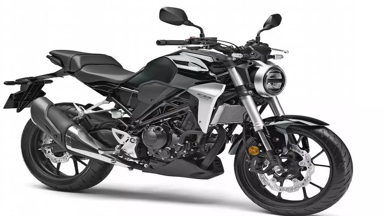 Honda ने लांच कि नई CB300R, इस बल्कि लुक वाली बाइक की कीमत और स्पेसिफिकेशन आपको दीवाना बना देंगी
