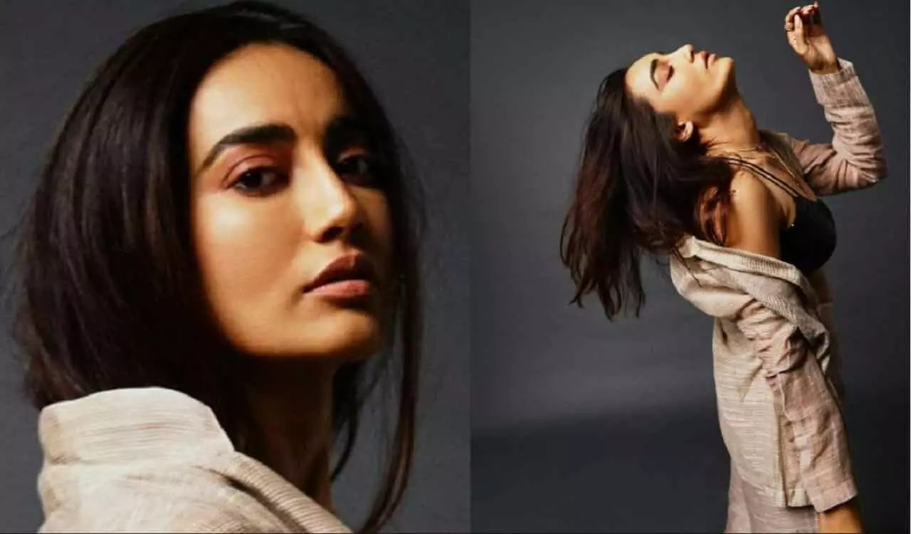 नागिन की अभिनेत्री ने फ्रंट कमरे के सामने अपने बटन ओपन कर बोल्डनेस की हद की पार नागिन की अभिनेत्री ने फ्रंट कमरे के सामने अपने बटन ओपन कर बोल्डनेस की हद की पार