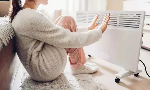 सर्दियों में हीटर के अधिक उपयोग सें हो सकती हैं आंखों में गंभीर समस्या सर्दियों में हीटर के अधिक उपयोग सें हो सकती हैं आंखों में गंभीर समस्या