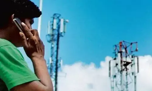 अब 28 नहीं 30 दिन की होगी मोबाइल रिचार्ज वेलिडिटी, TRAI ने टेलिकॉम कंपनियों को दिए निर्देश