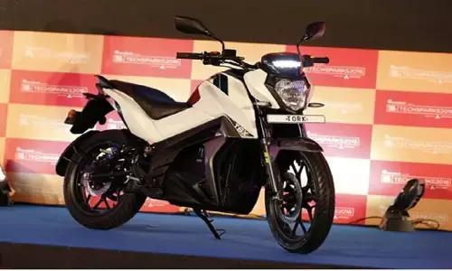 सिंगल चार्ज में 180Km की रेंज देगी Kratos इलेक्ट्रिक बाइक, सिर्फ 999 रुपए से बुकिंग शुरू सिंगल चार्ज में 180Km की रेंज देगी Kratos इलेक्ट्रिक बाइक, सिर्फ 999 रुपए से बुकिंग शुरू