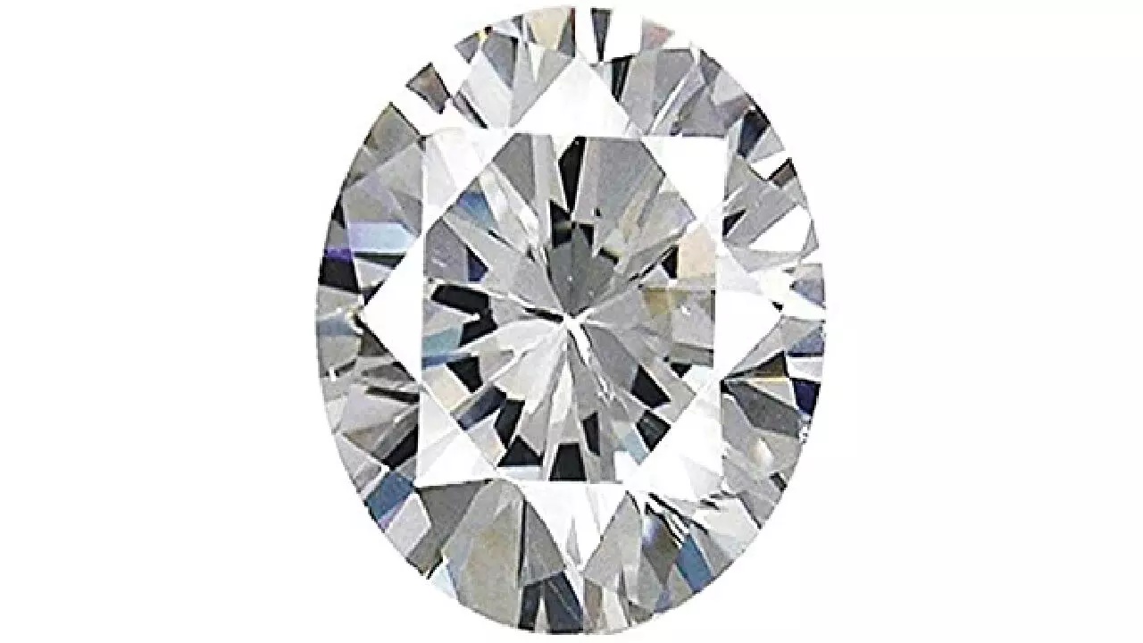 हीरा के बराबर फल देता है यह रत्न, बरसेगा पैसा और घर में आएगी संपन्नता