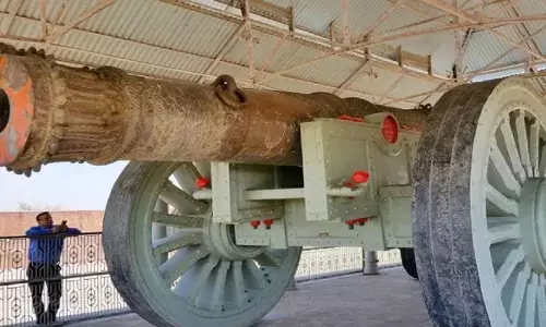 जयबाण तोप: एक ऐसी तोप जो 400 साल  में सिर्फ एक बार चली और जहां गोला गिरा वहां तालाब बन गया