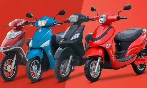 अब पैसों की नो टेंशन, आसान किश्तों में घर ले आइये Hero Electric Scooter, कंपनी दे रही लोन