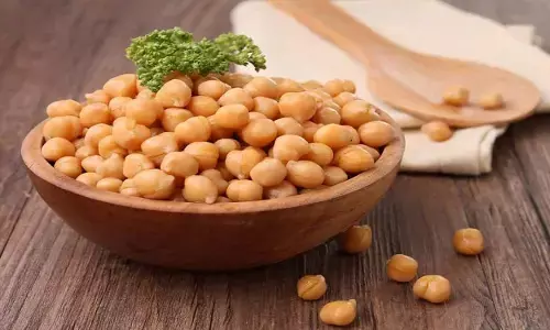 Benefits Of Chickpeas: छोले की इतने सारे फायदे जानकर आप रह जाएंगे हैरान