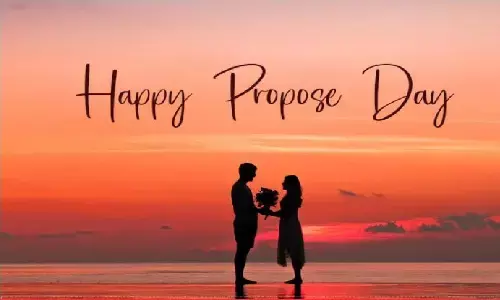 Happy Propose Day 2022: किसी लड़की व लड़के को प्रपोज करने का ये है शानदार तरीका, 100 प्रतिशत बन जाएंगी बात
