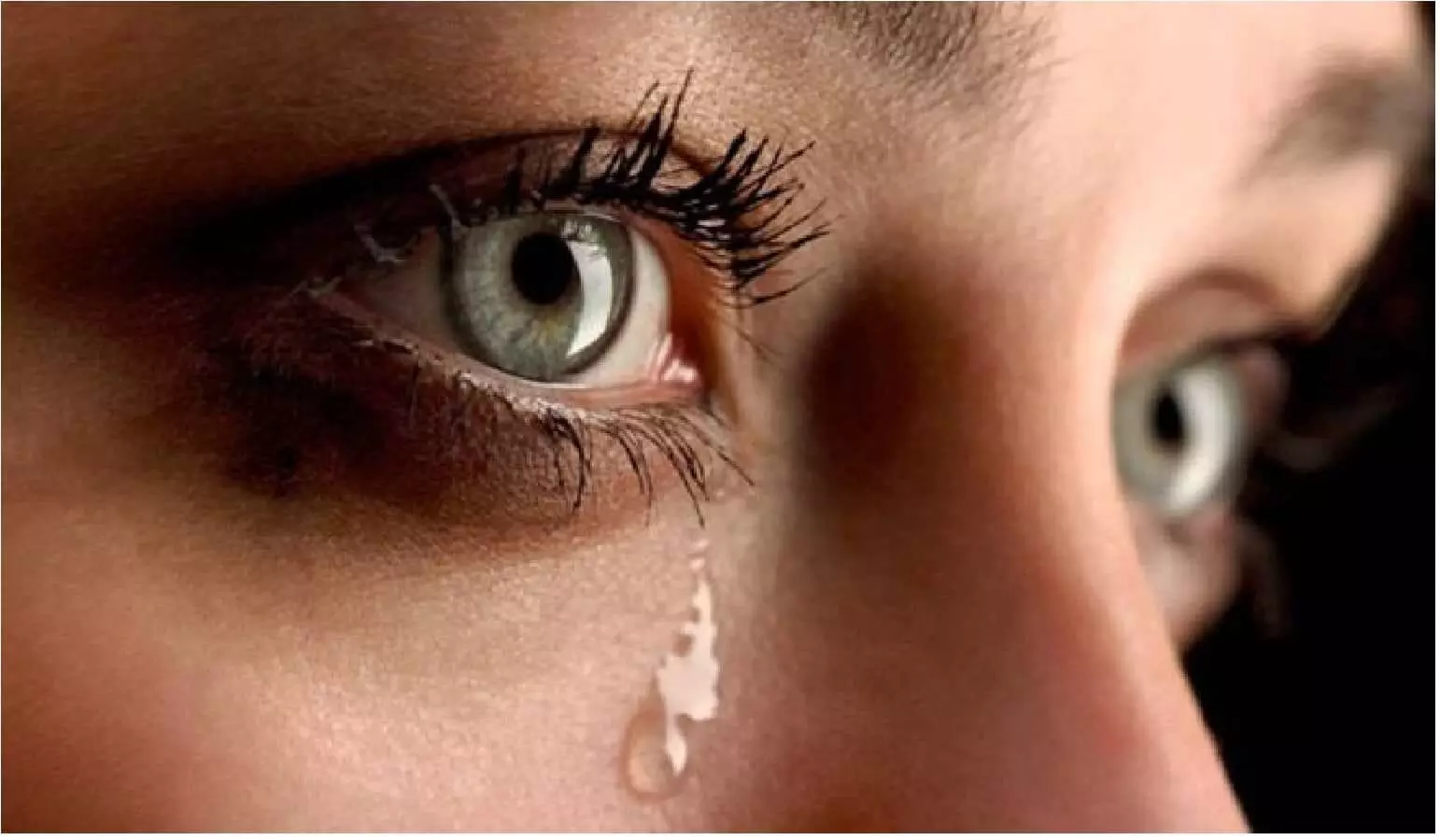 Knowledge: रोते समय क्यों निकलने लगते है आंसू, जानिए!