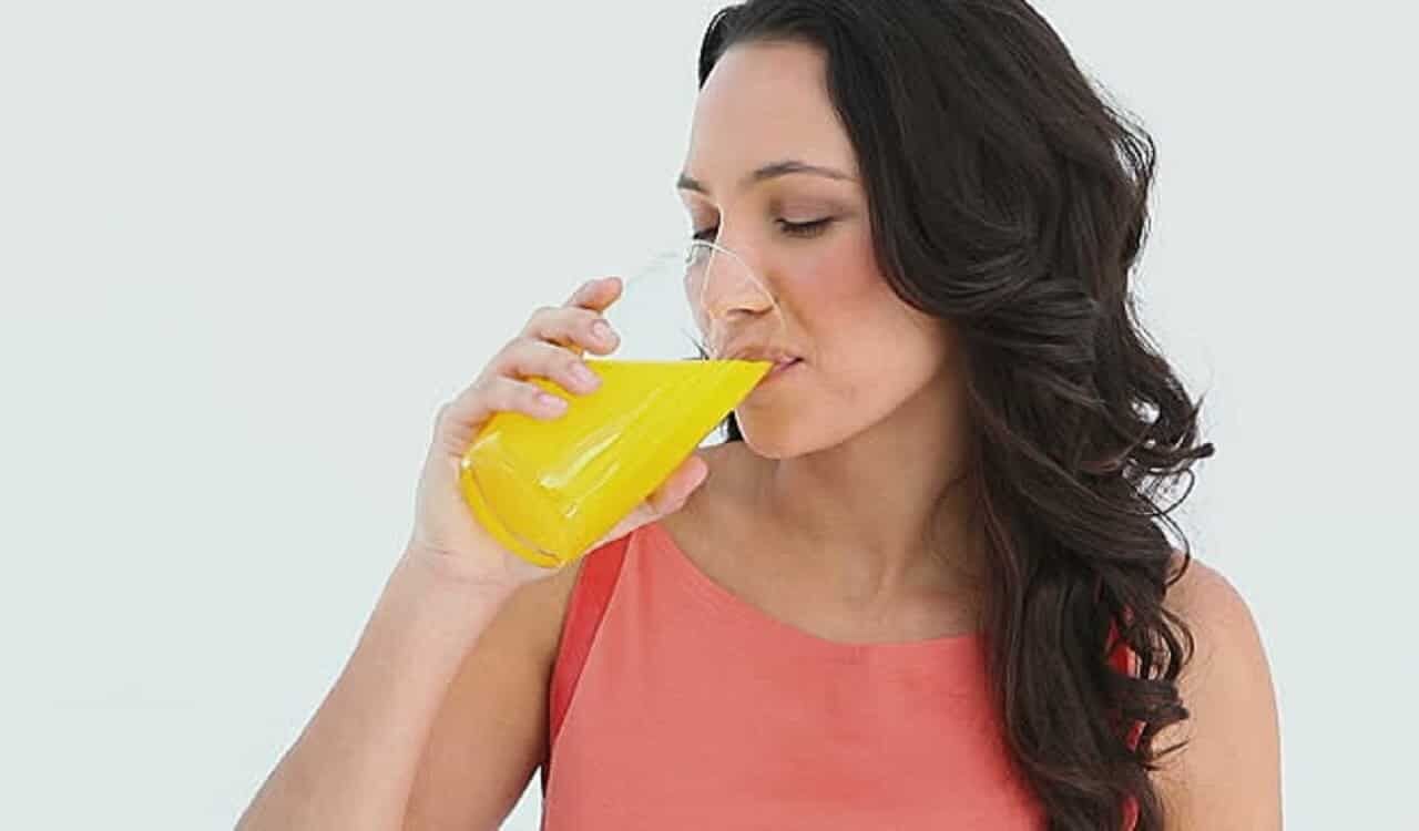 Health Tips खाली पेट जूस पीने से सेहत को होते हैं ये नुकसान Drinking