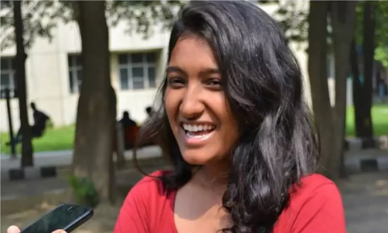 Sampriti Yadav Success Story: 50 बार इंटरव्यू में फेल होने के बाद भी नहीं मानी हार, Google ने दिया 1.10 करोड़ रुपए का ऑफर Sampriti Yadav Success Story: 50 बार इंटरव्यू में फेल होने के बाद भी नहीं मानी हार, Google ने दिया 1.10 करोड़ रुपए का ऑफर