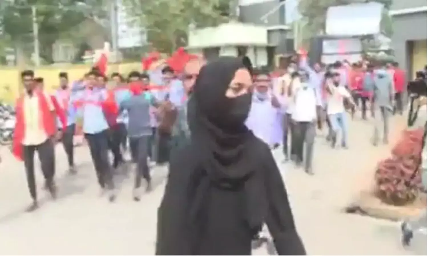 Hijab Case: हिजाब मामले पर मुस्लिम देशों ने भारत को घेरा तो सरकार ने भी उन्हें करारा जवाब दे दिया Hijab Case: हिजाब मामले पर मुस्लिम देशों ने भारत को घेरा तो सरकार ने भी उन्हें करारा जवाब दे दिया