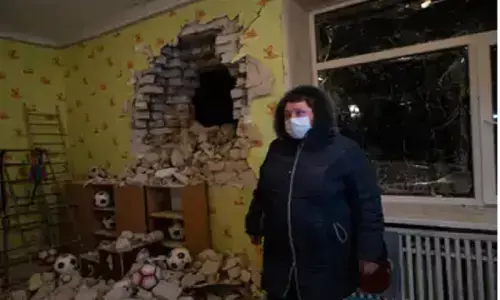 Ukraine Russia War Begins: रूस और यूक्रेन के बीच जंग शुरू! यूक्रेन की स्कूल में हमला हो गया है