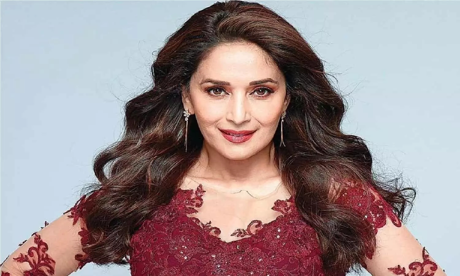 माधुरी दीक्षित को सफलता दिलाने के पीछे इस शख्श का था हाँथ, फिल्म तेजाब दिलाकर बना दी सबसे फेमस एक्ट्रेस