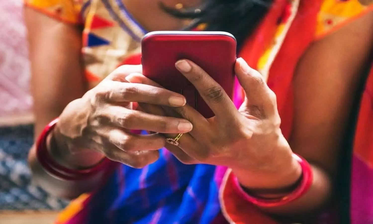 मुख्यमंत्री डिजिटल सेवा योजना 2022: प्रदेश की करोड़ों महिलाओं को मुफ्त में मिलेगा स्मार्टफोन