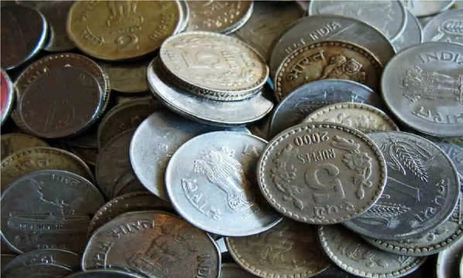 होली के पहले ये सिक्का आपको बना देगा मालामाल, घर में बरसेगा पैसा ही पैसा