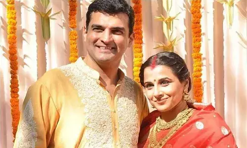 विद्या बालन और सिद्धार्थ रॉय कपूर की लव स्टोरी, ऐसे हुई थी पहली मुलाकात विद्या बालन और सिद्धार्थ रॉय कपूर की लव स्टोरी, ऐसे हुई थी पहली मुलाकात