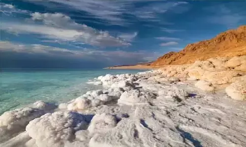 IAS Interview Questions: किन दो देशों के बीच स्थित है मृत सागर, आइए जाने!