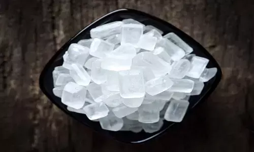 मिश्री खाने के फायदे और नुकसान जानकर हो जायेंगे हैरान.. मिश्री खाने के फायदे और नुकसान जानकर हो जायेंगे हैरान..