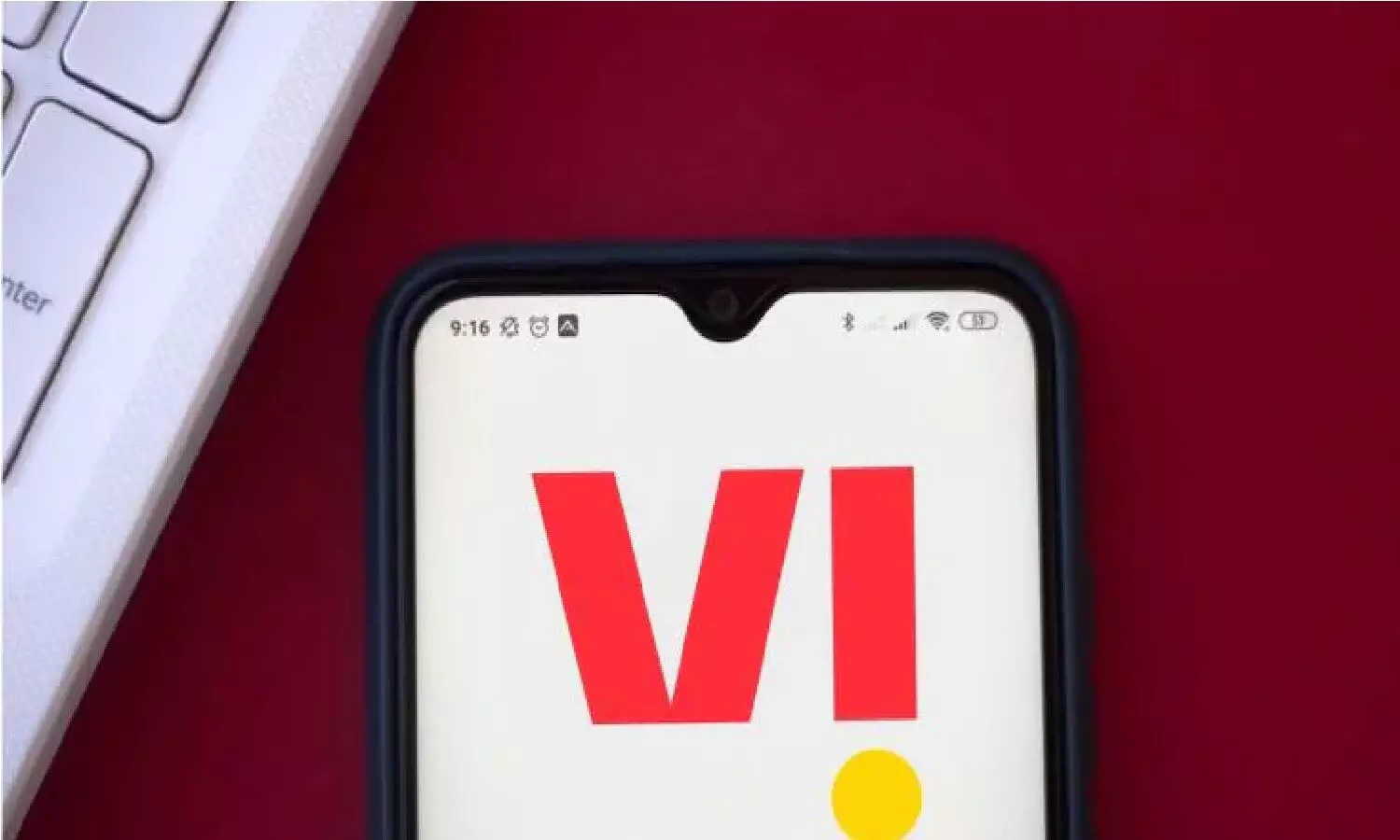 Vodafone Idea New Offer: यूजर्स के लिए वोडाफ़ोन-आइडिया का बड़ा ऐलान, हर महीने मिलेगा 100 रुपये, जानें पूरा ऑफर