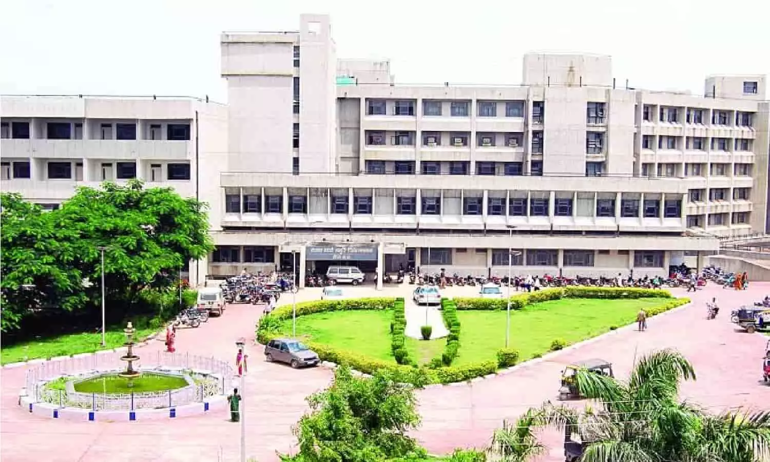 रीवा: बाथरूम में मिली चिकित्सक की लाश, जांच में जुटी पुलिस