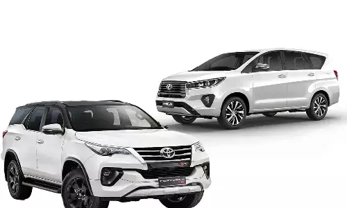 MP के मंत्रियों ने मांगी फॉर्च्यूनर, अधिकारियों ने इनोवा क्रिस्टा खरीद दी, दिग्विजय ने भी नया वाहन मांगा