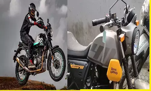 Royal Enfield Scram 411: रॉयल एनफील्ड की एडवेंचर बाइक Scram 411 की कीमत और स्पेसिफिकेशन दीवाना बना देगी Royal Enfield Scram 411: रॉयल एनफील्ड की एडवेंचर बाइक Scram 411 की कीमत और स्पेसिफिकेशन दीवाना बना देगी