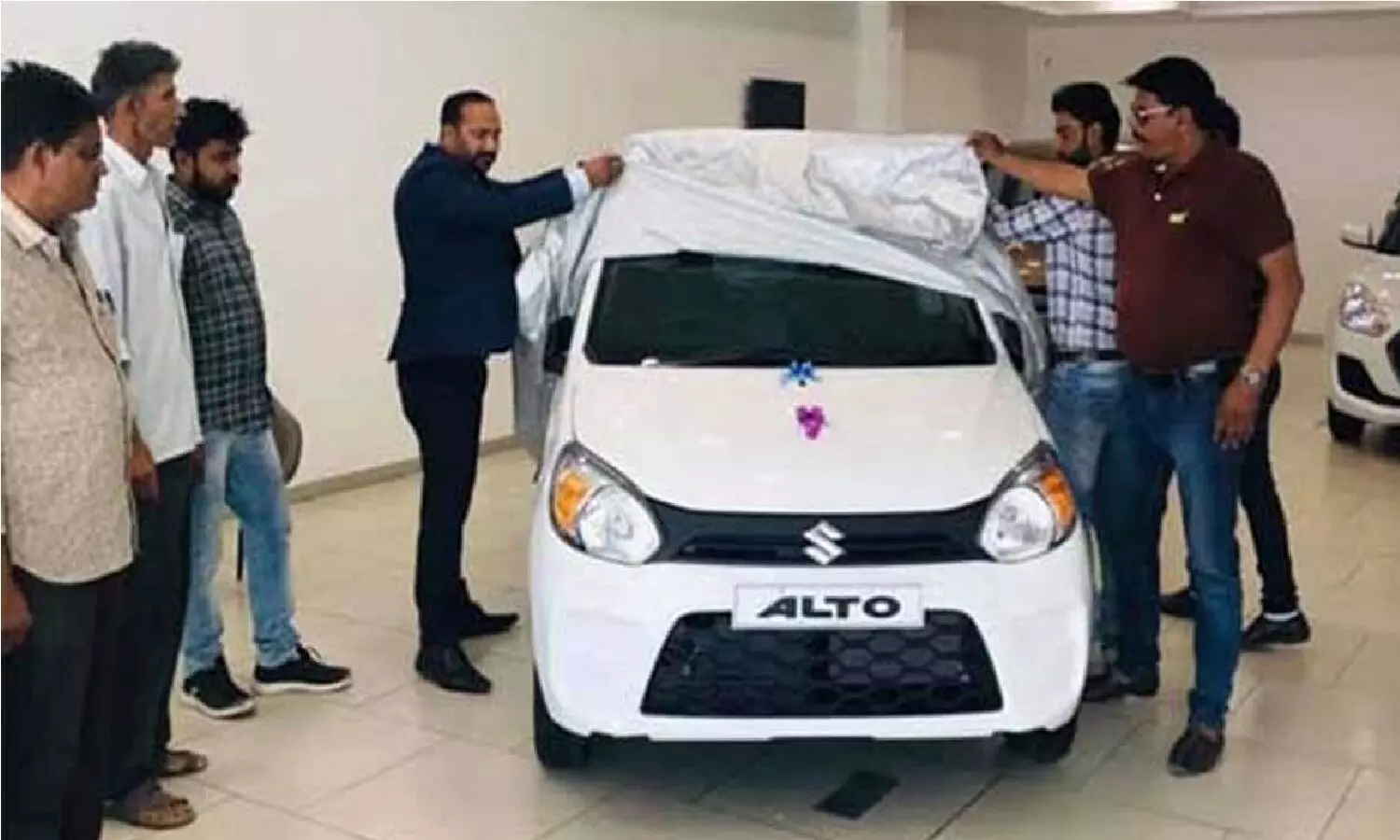 Alto 800: अल्टो कार मात्र 50000 रूपए में रही, जल्दी करे!